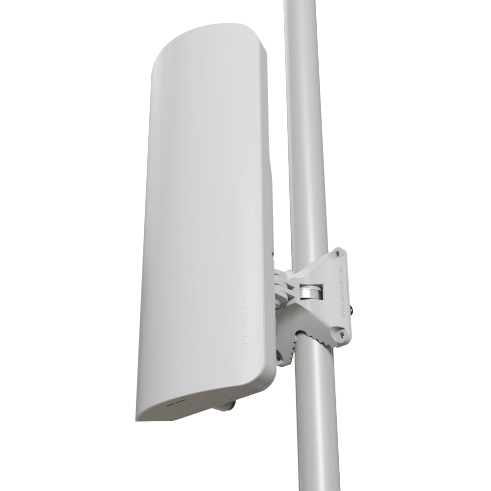 MikroTik L22UGS-5HaxD2HaxD-15S-US 2.4/5GHz mANTBox ax 15s US